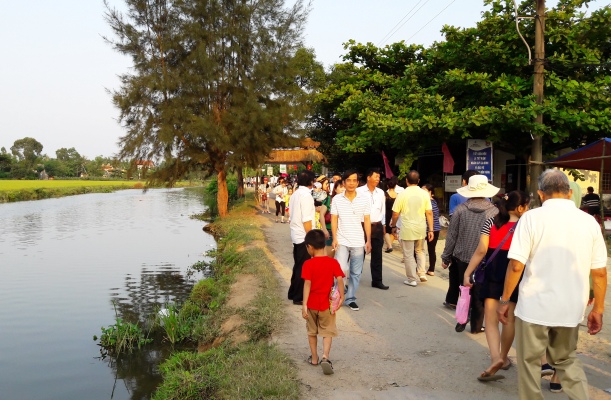 Chùm ảnh Chợ quê ngày hội