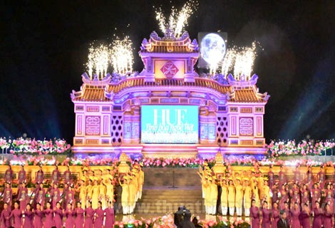 Tại Festival nghề truyền thống Huế 2017