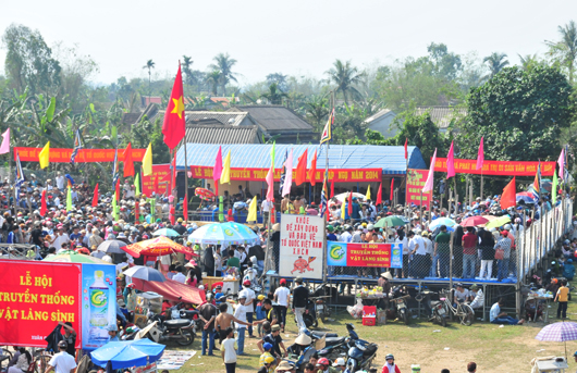 Sinh village's wrestling festival