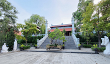 Tuong Van pagoda is located at Tran Thai Tong street, Thuy Xuan ward, Hue city.