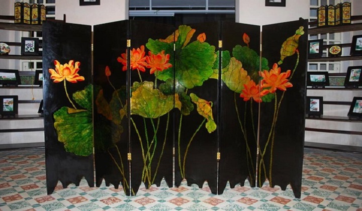 Hue painted enamel decoration (Photo: internet)