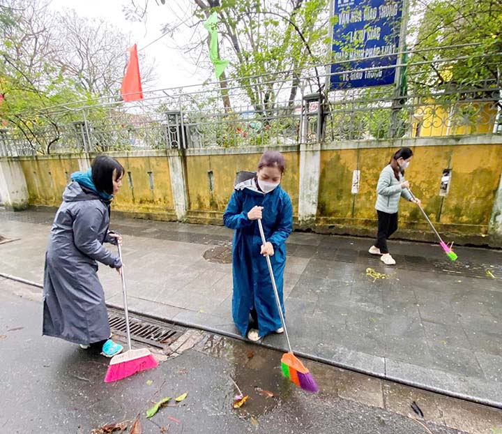 Phường Đông Ba ra quân ngày 