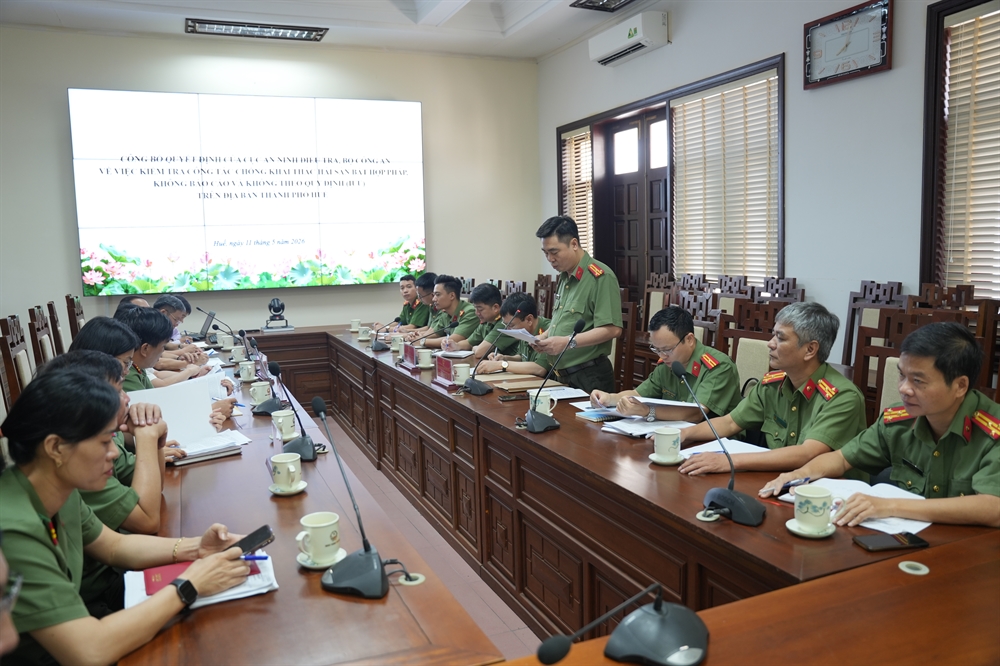 C&ocirc;ng bố Quyết định kiểm tra c&ocirc;ng t&aacute;c chống khai th&aacute;c hải sản bất hợp ph&aacute;p, kh&ocirc;ng b&aacute;o c&aacute;o v&agrave; kh&ocirc;ng theo quy định tr&ecirc;n địa b&agrave;n th&agrave;nh phố Huế