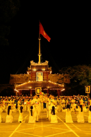 Bế mạc Festival Huế 2004